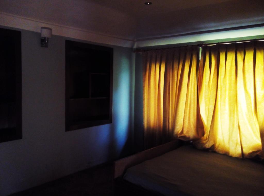 Jeelani Guest House Сринагар Экстерьер фото